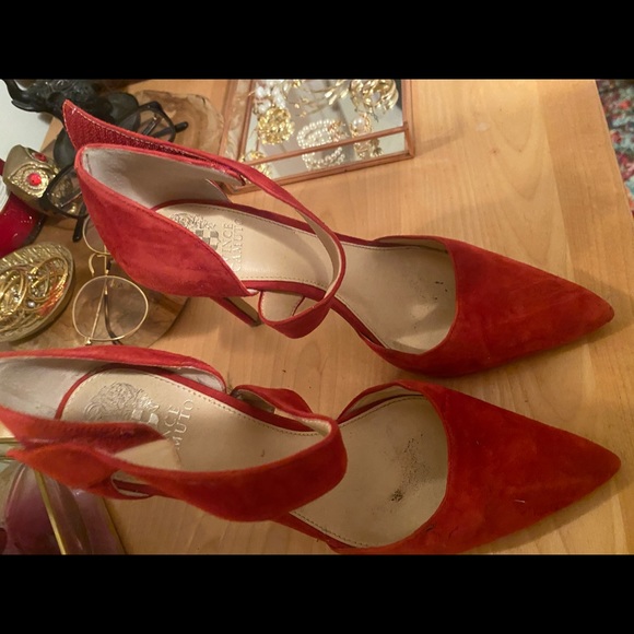 Vince Camuto 'Carlotte' Pointy Toe Pump red size 8 - Picture 5 of 7